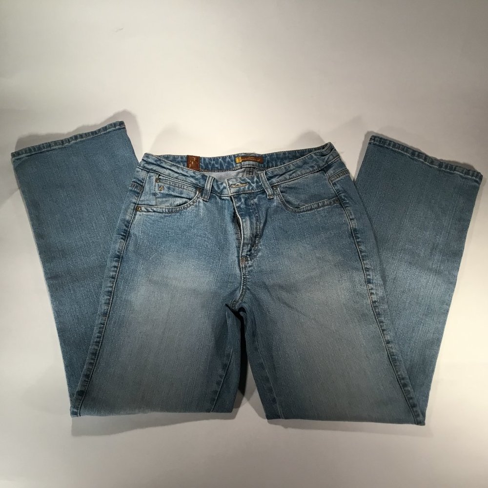 Aura Jeans